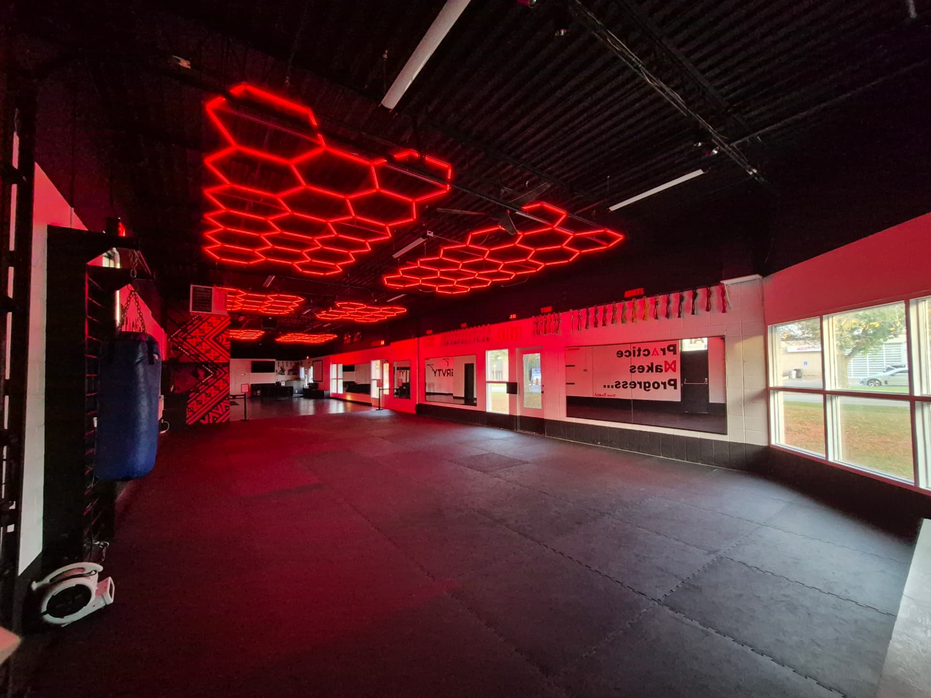 A wide view of the matted private rental space at Z GRVTY